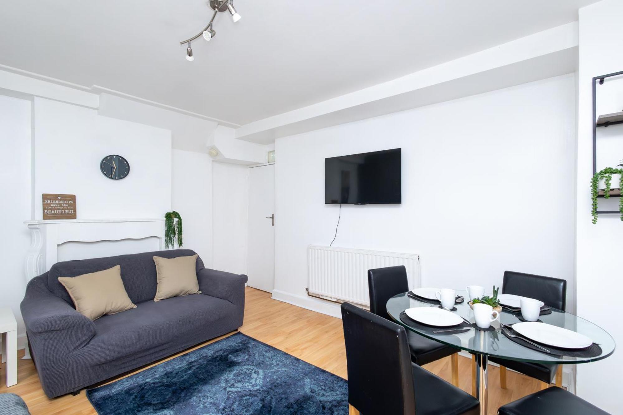 Spacious 3 Bedroom Ground Floor Apartment - 10 Mins From City Centre Leeds  Luaran gambar